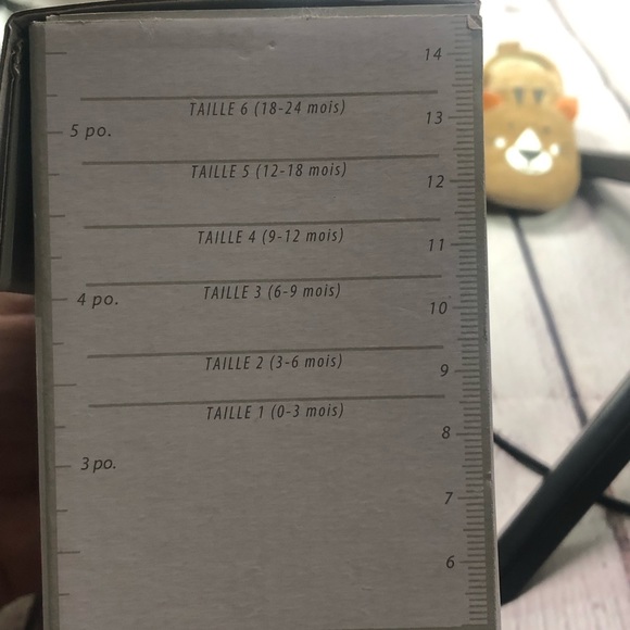 NWT robeez first kicks critter fringe tiger - Picture 4 of 4